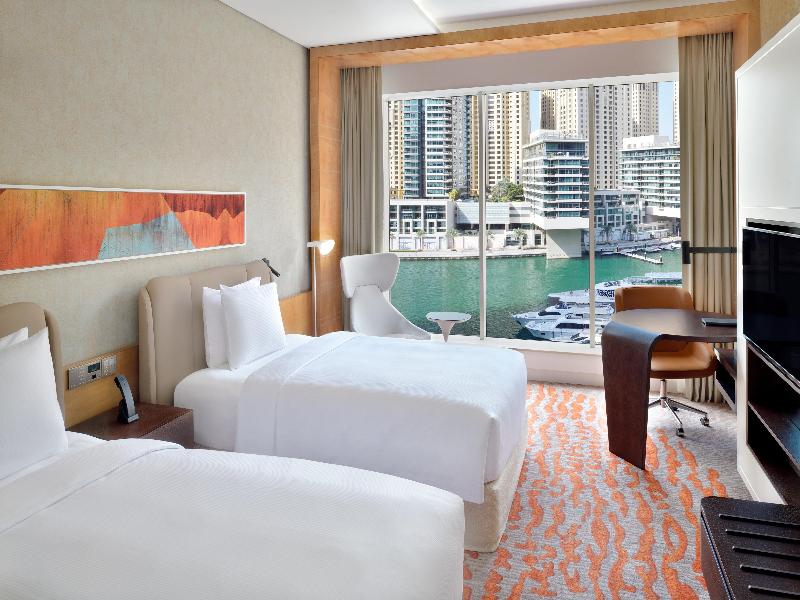 Crowne Plaza Dubai Marina - Oda