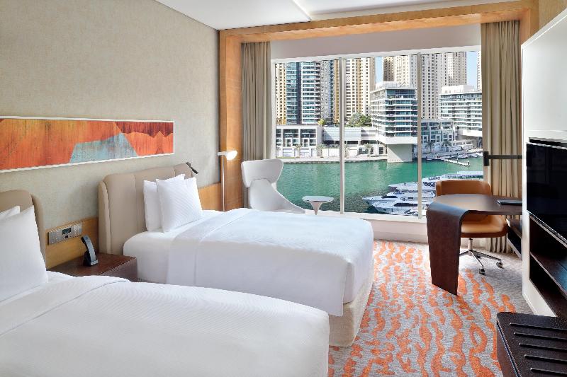 Crowne Plaza Dubai Marina - Oda