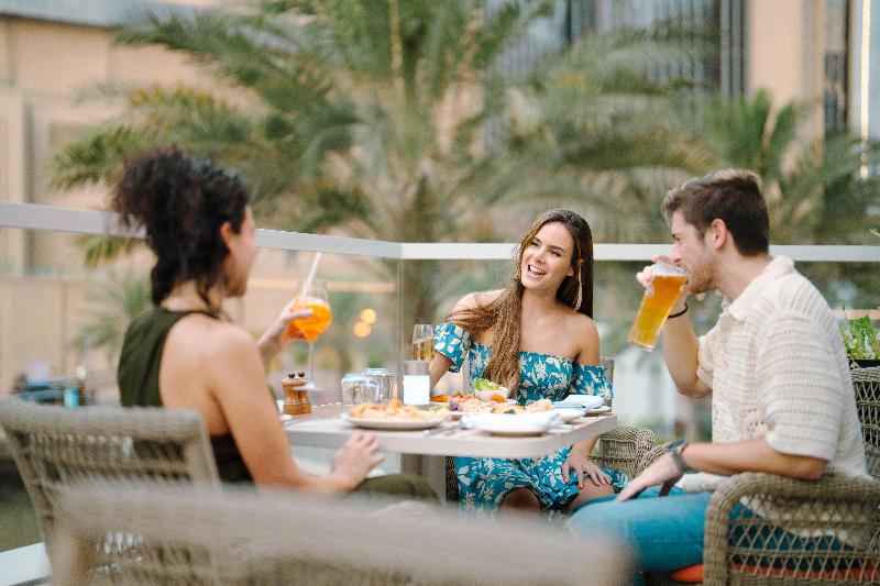 Crowne Plaza Dubai Marina - Restoran