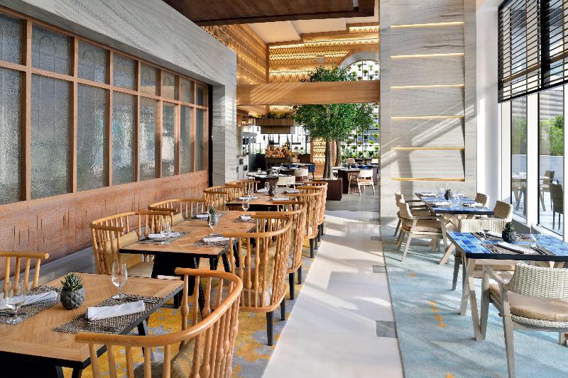 Crowne Plaza Dubai Marina - Restoran