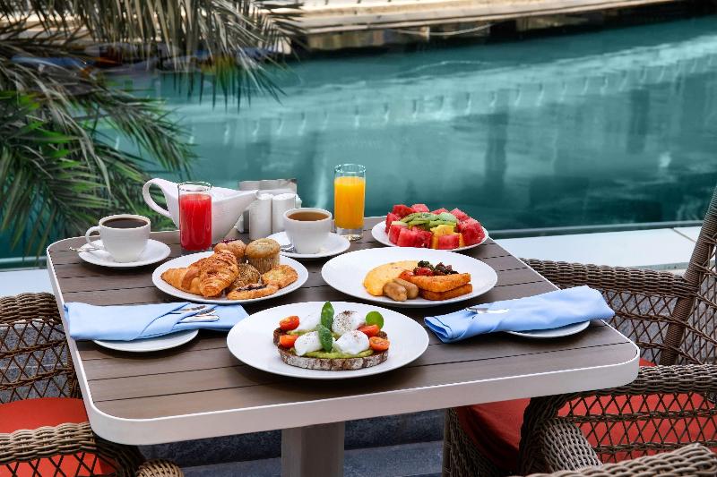 Crowne Plaza Dubai Marina - Restoran