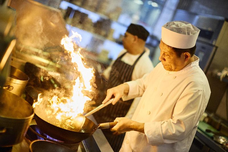 Crowne Plaza Dubai Marina - Restoran