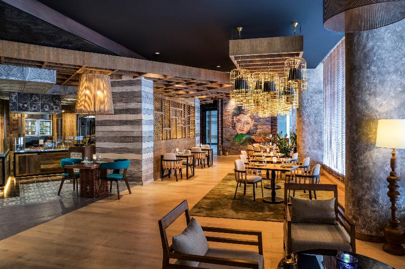 Crowne Plaza Dubai Marina - Restoran