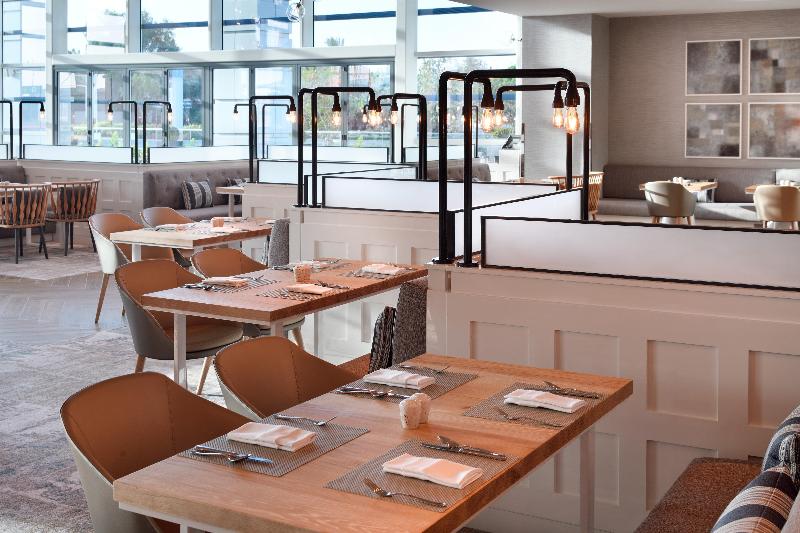 Holiday Inn & Suites Dubai Festival City - Restoran