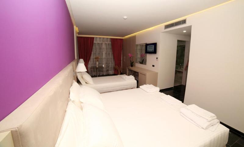 Palace hotel Vlore - Oda