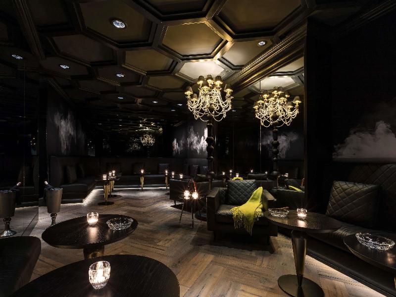 Mondrian Doha - Bar