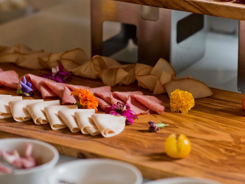 Mondrian Doha - Restoran
