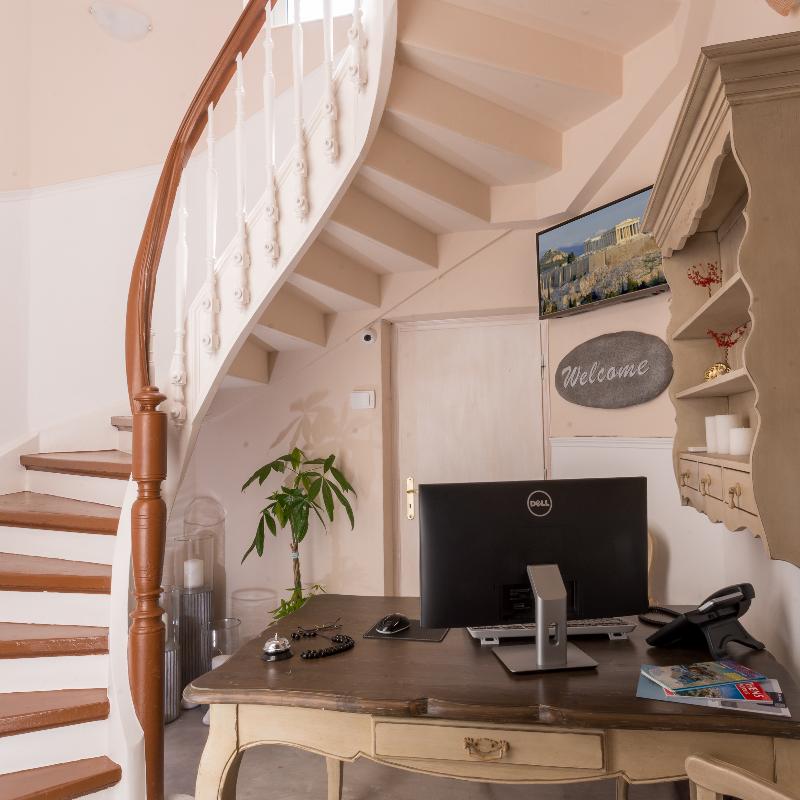 Palladian Home - Lobi