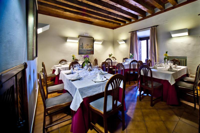 Condes de Castilla - Restoran