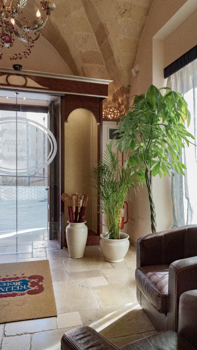 Kelina Charme Hotel - Lobi