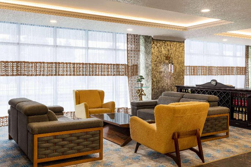 Wyndham Baku - Lobi