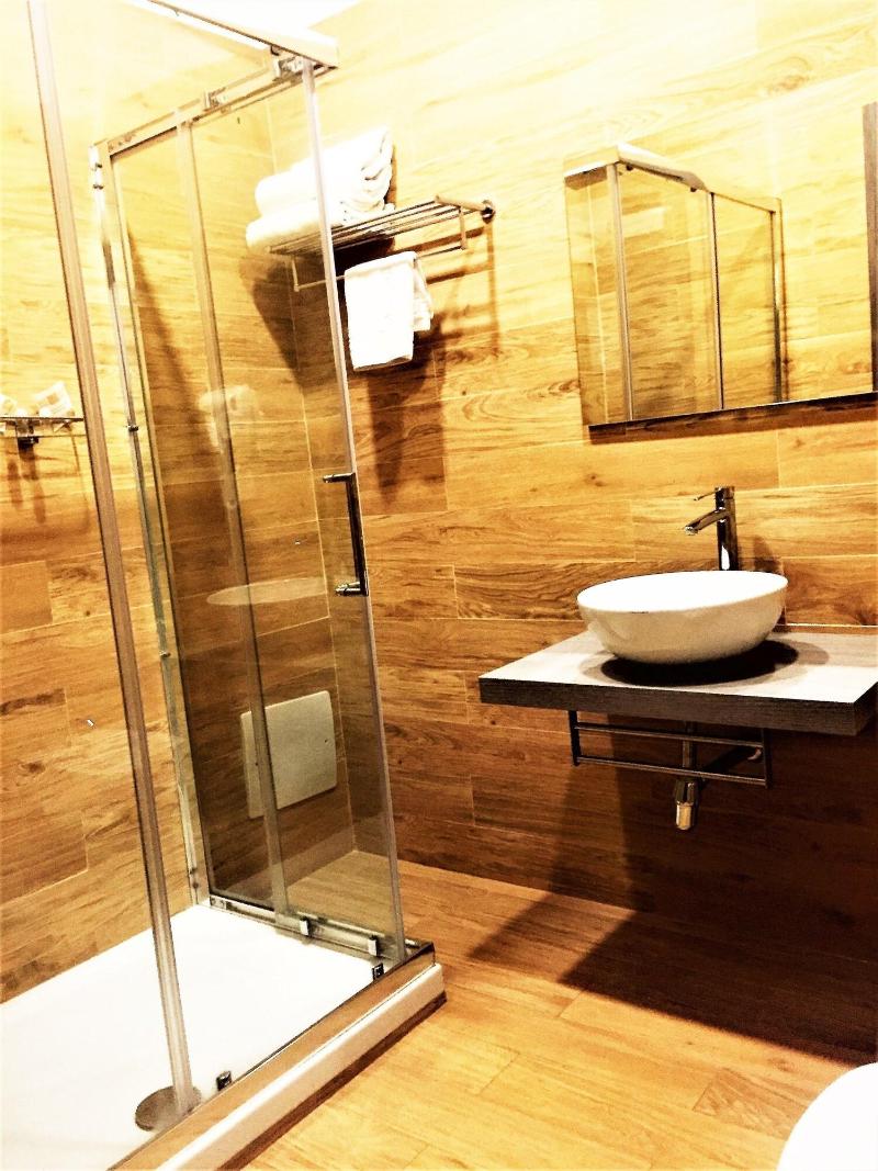 Academy - Oda