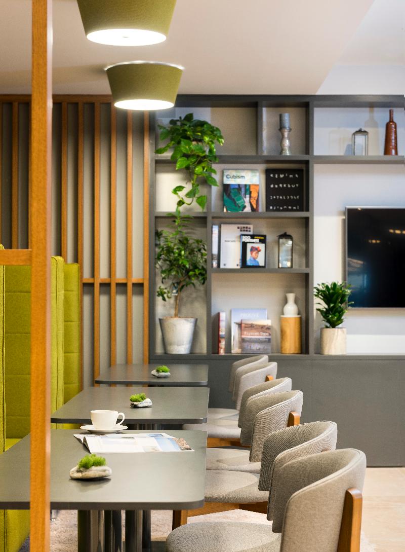 Park Inn by Radisson Istanbul Atasehir - Lobi