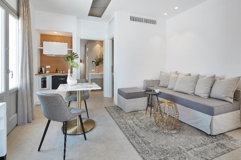 Altera Pars Suites - Oda