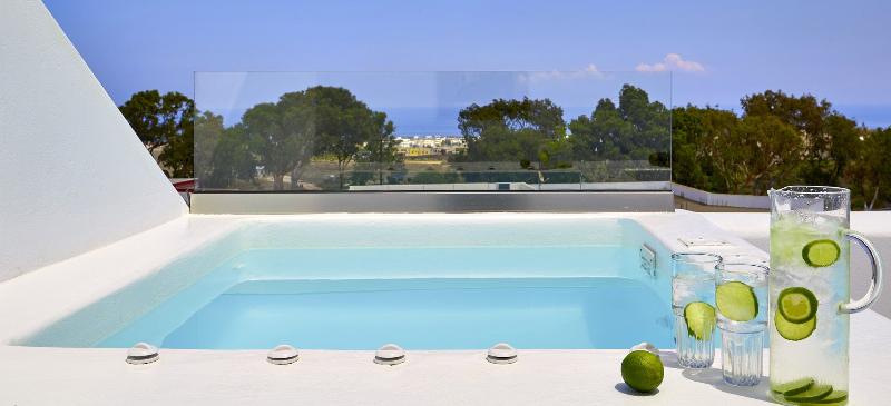 Altera Pars Suites - Oda