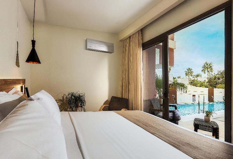 Dionisos Hotel - Oda