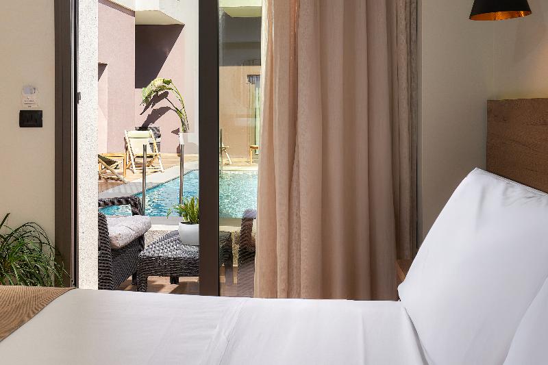 Dionisos Hotel - Oda