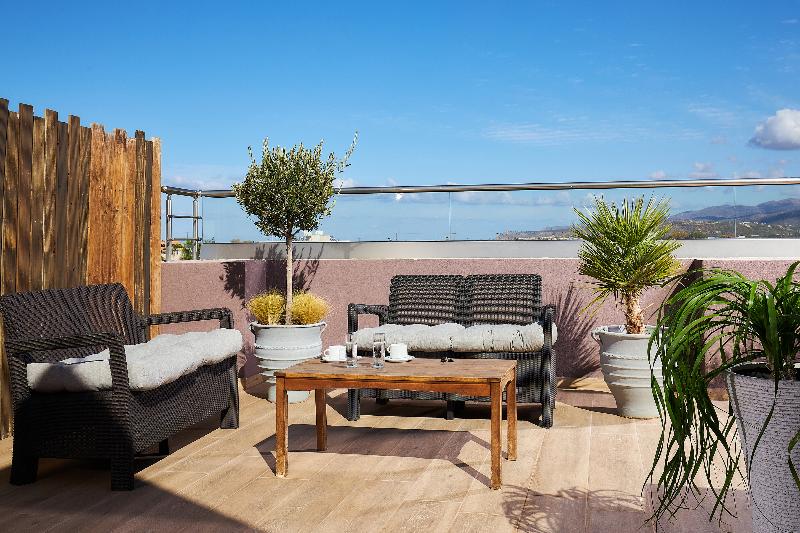 Dionisos Hotel - Oda