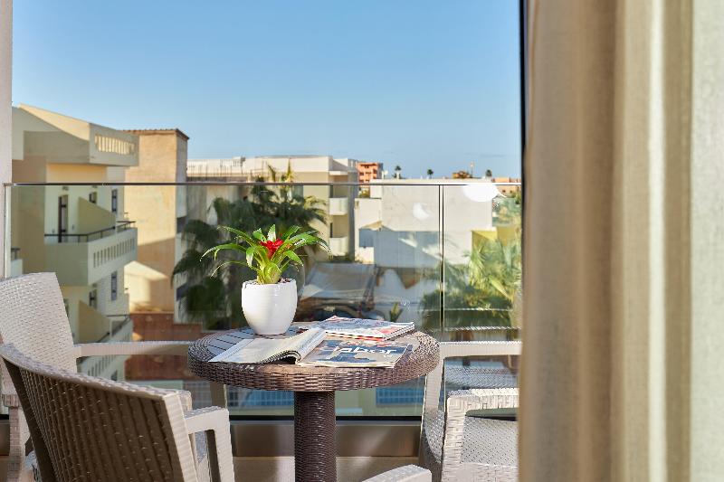 Dionisos Hotel - Oda