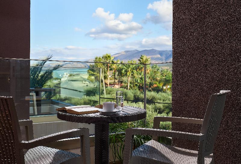 Dionisos Hotel - Oda