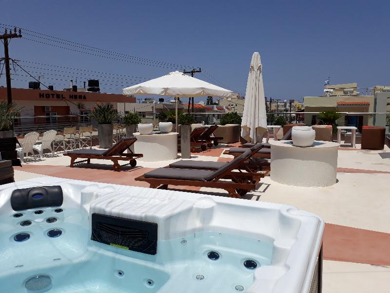Dionisos Hotel - Teras