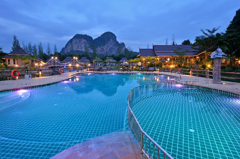 Poonsiri Resort Aonang - Havuz