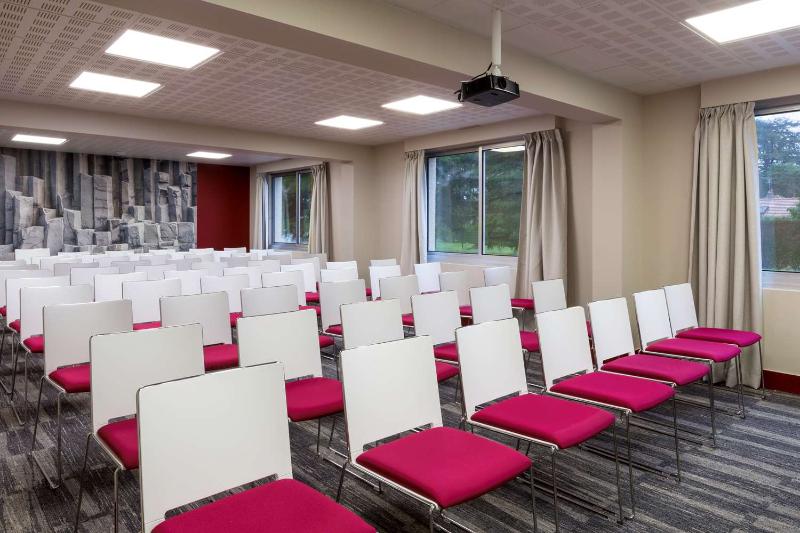 Best Western La Porte Des Chateaux - Genel
