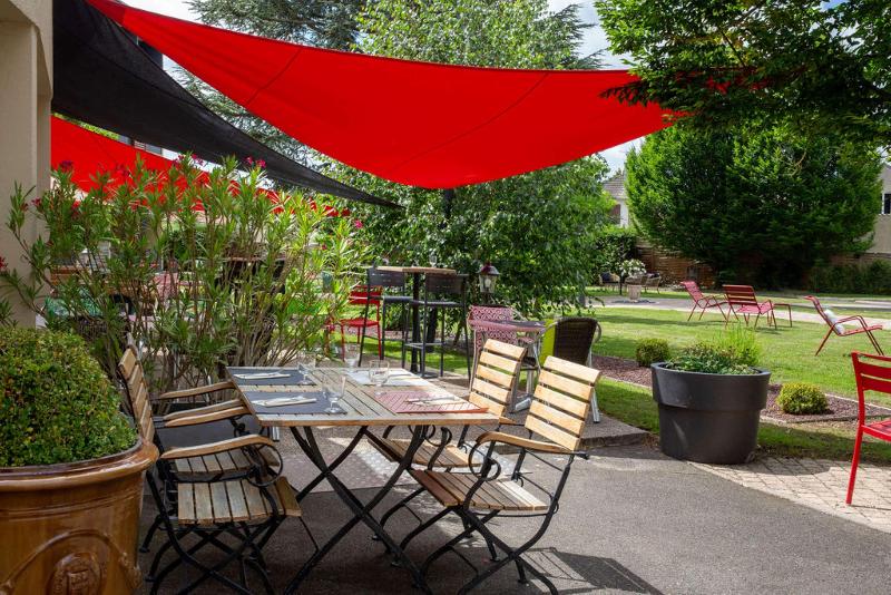 Best Western La Porte Des Chateaux - Restoran