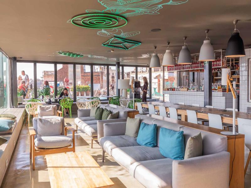 Rec Barcelona-Only Adults - Bar
