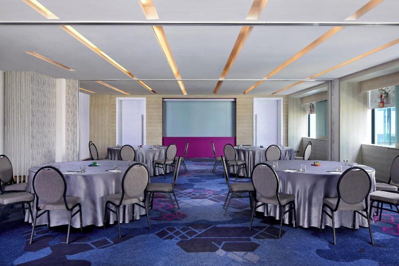 Aloft Jakarta Wahid Hasyim - Toplantı