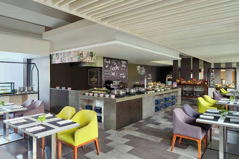 Aloft Jakarta Wahid Hasyim - Restoran