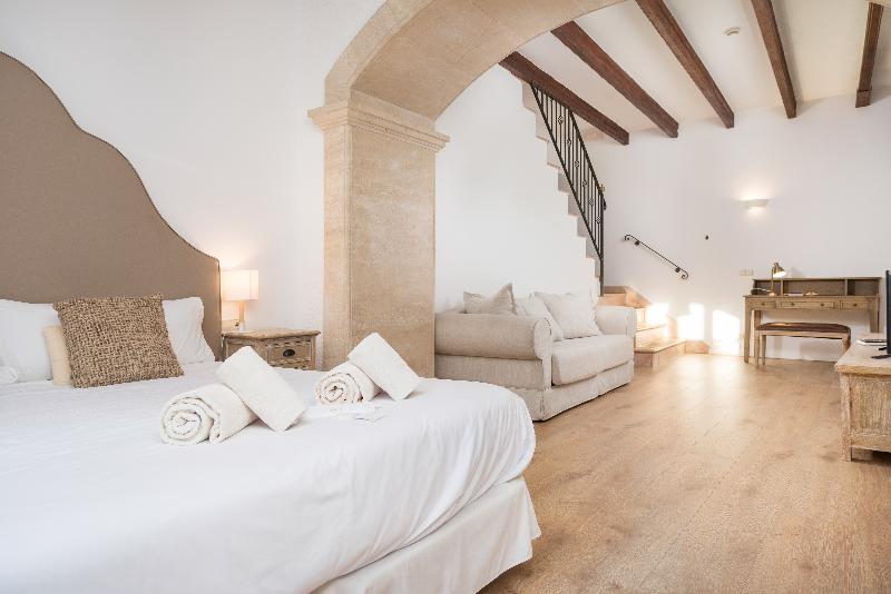 New Can Furios Hotel By Can Calco Hotels - Oda