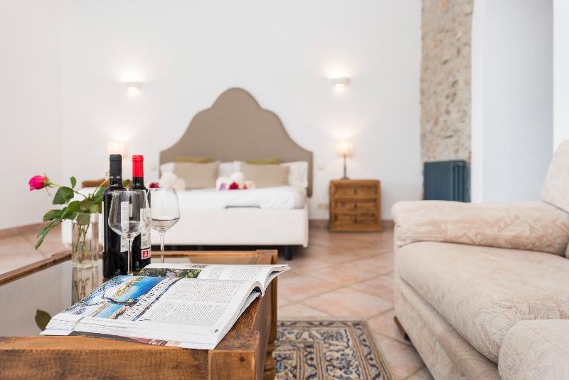 New Can Furios Hotel By Can Calco Hotels - Oda