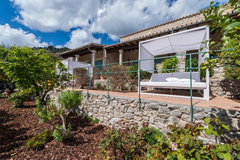 New Can Furios Hotel By Can Calco Hotels - Oda