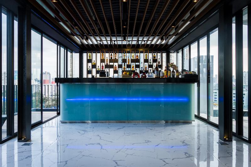 Zazz Urban Bangkok - Bar