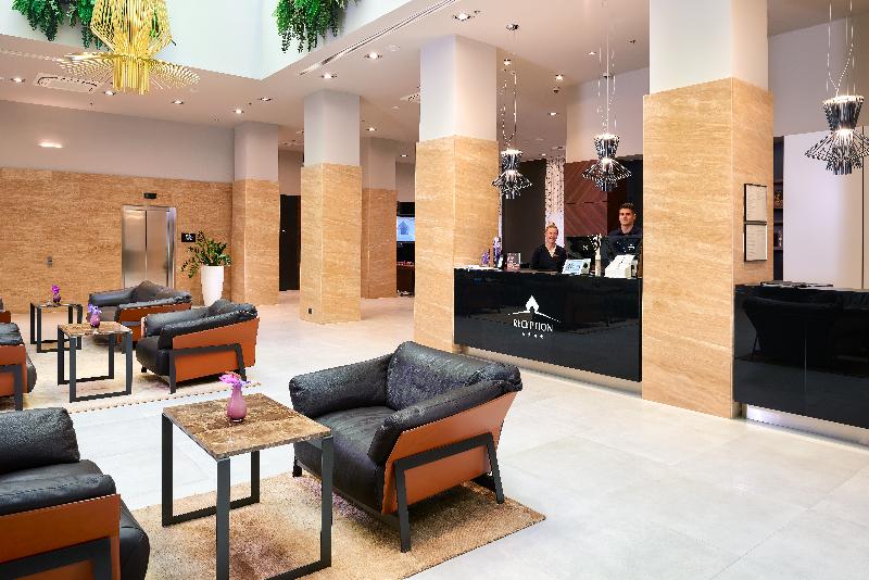 Cornaro Hotel - Lobi