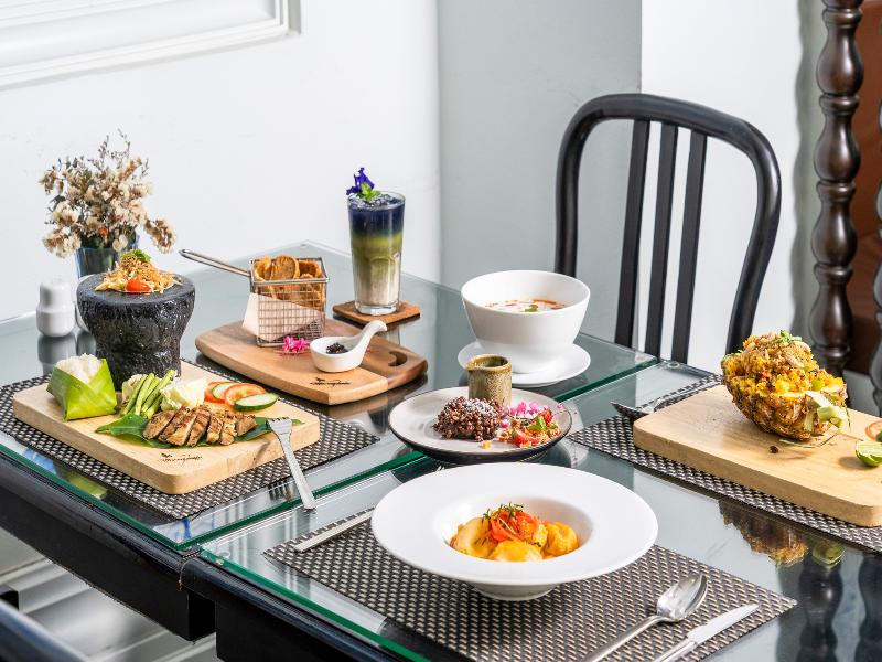 Away Chiang Mai Thapae Resort – A Vegan Retreat - Restoran