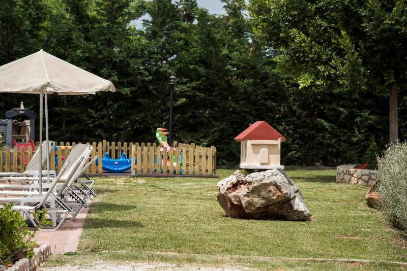 Areti Suites - Genel