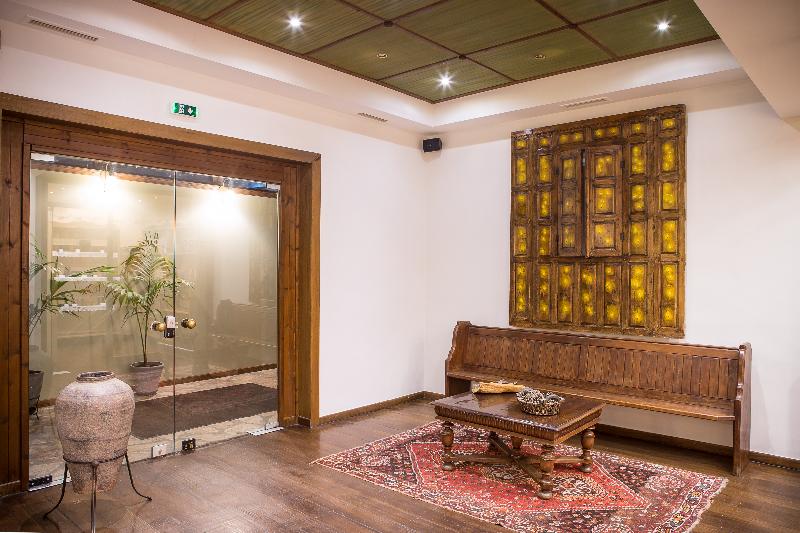 Country Club Hotel & Suites - Lobi