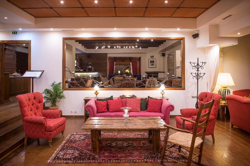 Country Club Hotel & Suites - Lobi