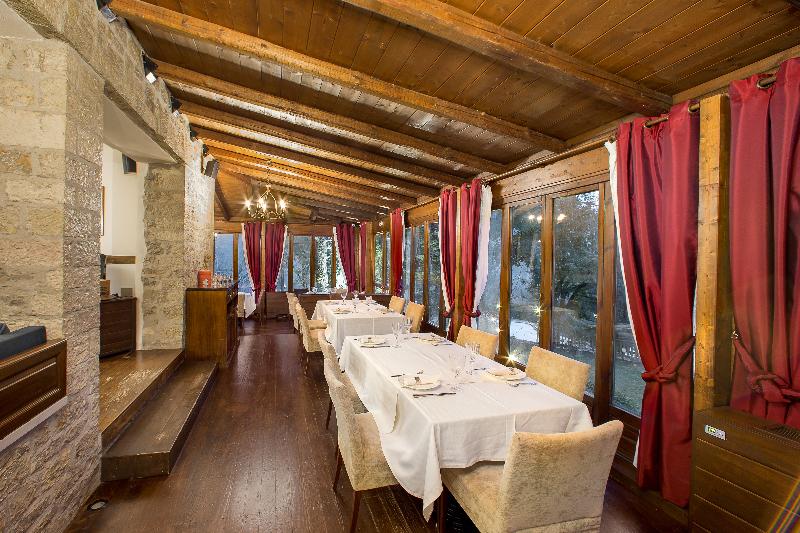 Country Club Hotel & Suites - Restoran