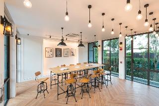 Saturdays Residence by Brown Starling fotoÄŸrafÄ±