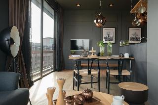 Saturdays Residence by Brown Starling fotoÄŸrafÄ±