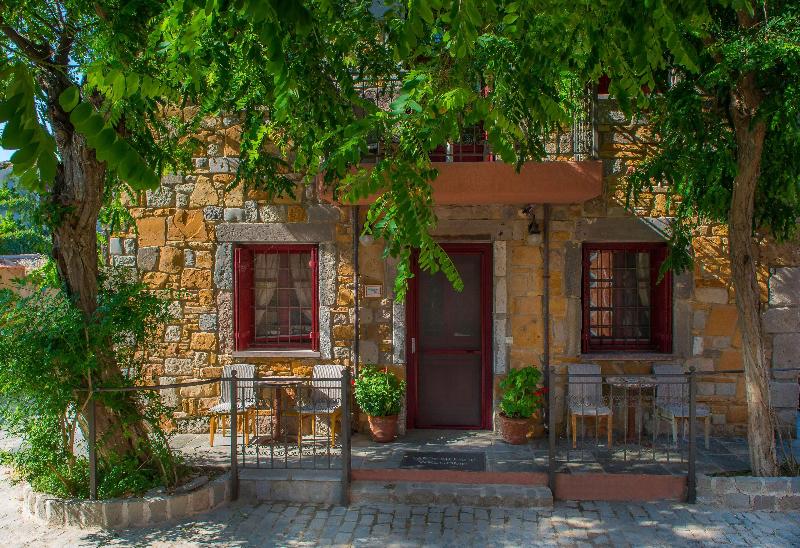 The Varos Residences Hotel - Genel