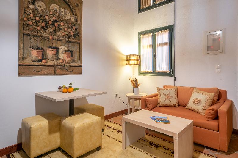The Varos Residences Hotel - Oda