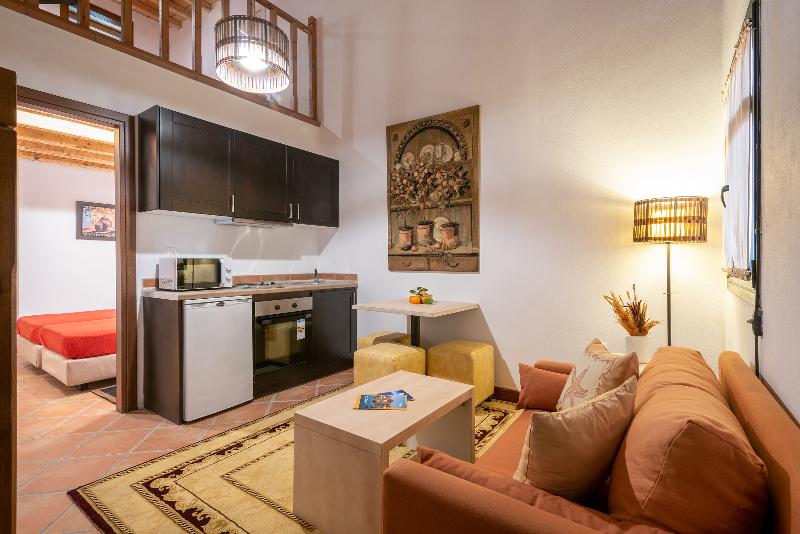 The Varos Residences Hotel - Oda