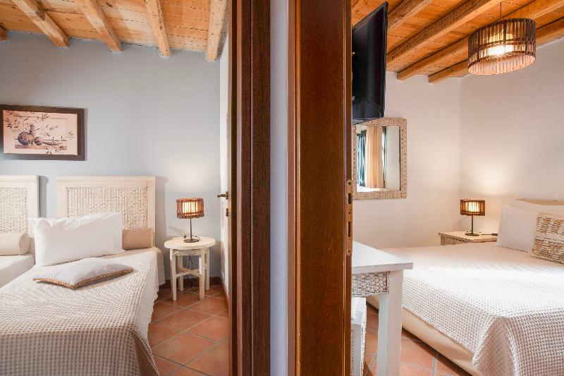 The Varos Residences Hotel - Oda