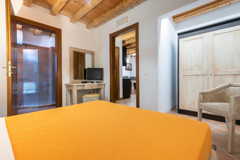 The Varos Residences Hotel - Oda