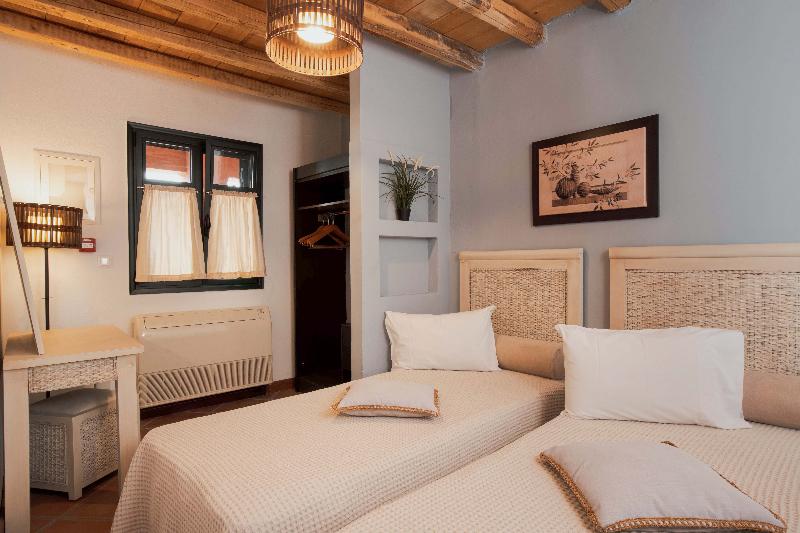 The Varos Residences Hotel - Oda