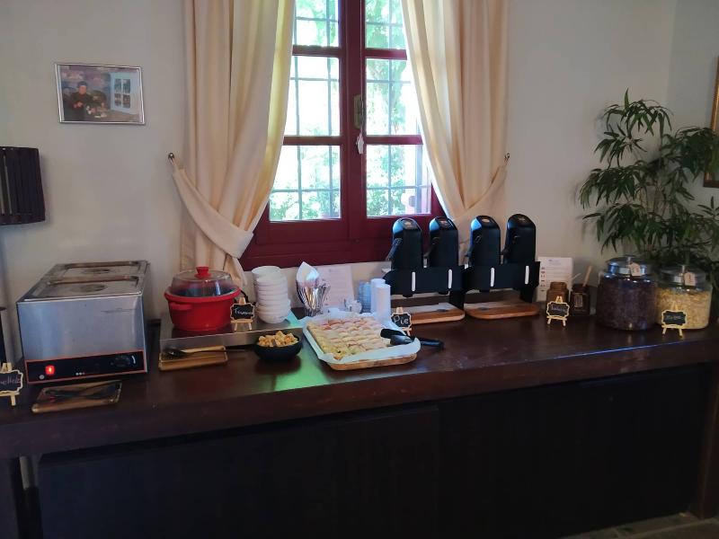 The Varos Residences Hotel - Restoran